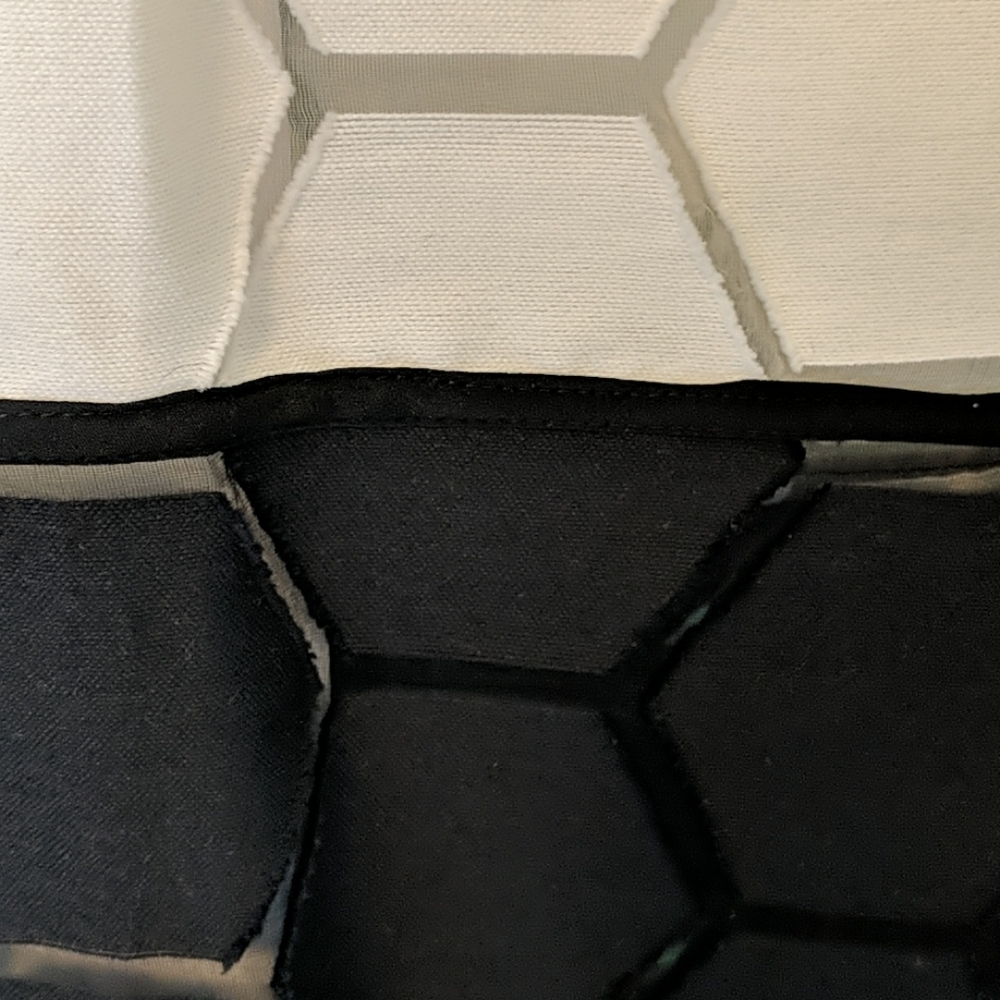 Milly honeycomb black and white dress - Picture 4 of 4
